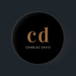 Badge Rond 5 Cm Noir or monogramme initiales nom minimaliste<br><div class="desc">Arrière - plan noir,  texte doré et blanc. Personnalisez et ajoutez vos initiales et votre nom de monogramme. Pour lui et elle.</div>