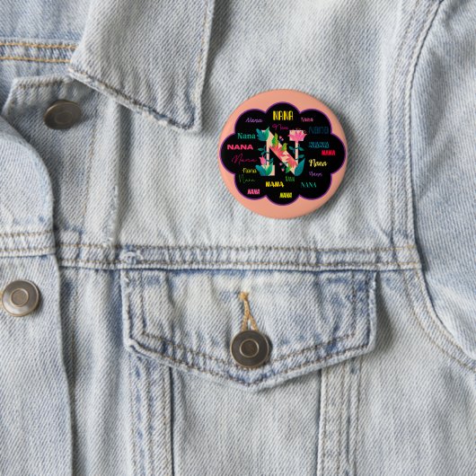 Badge Rond 5 Cm Nom initial floral de Nana (En situation)