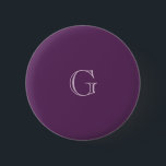 Badge Rond 5 Cm Nom personnalisé de l'Arrière - plan Lilac violet<br><div class="desc">Ce mauve de vin bordeaux est une photo que j'ai prise d'une fleur lilas en fleurs. Vous pouvez modifier cette broche à bouton avec n'importe quel texte que vous aimez à vos propres fins. Appuyez simplement sur le bouton Modifier. J'ai choisi la typographie moderne du lilas pastel pour une lettre...</div>