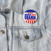 BADGE ROND 5 CM OBAMA 2012 (En situation)