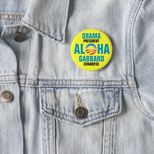 BADGE ROND 5 CM OBAMA/GABBARD 2012 (En situation)