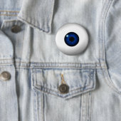 Badge Rond 5 Cm oeil bleu (En situation)