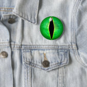 Badge Rond 5 Cm Oeil de dragon vert (En situation)