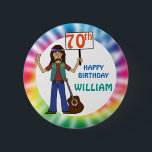Badge Rond 5 Cm Old Hippie Hippy Tie Dye 70th Birthday Party Pinba<br><div class="desc">Celebrate your favorite old hippie guy with brilliant tie dye color featuring a hippy guy holding up two fingers in the universal symbol of peace with his tie dye headband and his trusty guitar leaning against his leg. He's holding up a sign featuring his age. Original design by Holiday Hearts...</div>