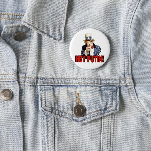 Badge Rond 5 Cm Oncle Sam Middle Finger Hey Poutine (En situation)