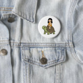 Badge Rond 5 Cm Oona et la Tortue (En situation)