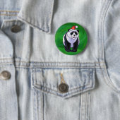 Badge Rond 5 Cm Ours mignon Panda à Santa Hat sur Vert (En situation)