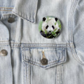 Badge Rond 5 Cm Panda géant aux boutons. Panda. (En situation)