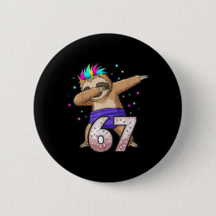 Badge Rond 5 Cm Paresseux Dabbing 67 Drôle Six Sept Argot Gen Z Mè