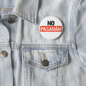 Badge Rond 5 Cm Pas de Pasaran (En situation)