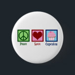 Badge Rond 5 Cm Peace Love Cupcakes Cute Baker<br><div class="desc">Un joli cadeau amoureux de cupcake pour un boulanger qui aime faire des sucreries et des desserts dans une boulangerie. Un panneau de tranquillité,  un coeur et un joli cupcake rose.</div>
