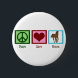Badge Rond 5 Cm Peace Love Horses<br><div class="desc">J'adore les beaux chevaux. Un joli signe de paix vert,  un coeur rouge et un cheval brun sur un carré bleu font un joli cadeau équestre. Un mignon bouchon de Noël pour les amoureux des animaux.</div>