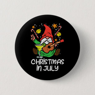 Badge Rond 5 Cm Père Noël Gnome Nordique Jouant de la Guitare Noël