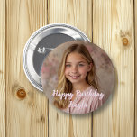 Badge Rond 5 Cm Personnalisé Joyeux Anniversaire Nom et photo<br><div class="desc">Personnalisez ce bouton d'anniversaire en ajoutant l'image et le nom de votre enfant à ce bouton Joyeux anniversaire dans la zone personnaliser.</div>