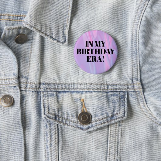 Badge Rond 5 Cm Personnalisée Dans Son Anniversaire (En situation)