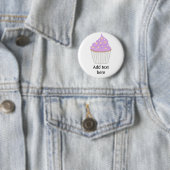 Badge Rond 5 Cm Personnaliser de ce graphique Lilac Cupcake (En situation)