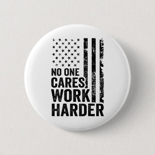 Badge Rond 5 Cm Personne S'en Fout Travaille Plus Fortesse Fitness
