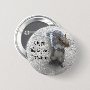 Badge Rond 5 Cm Photo d'un petit écureuil mignon avec une queue to