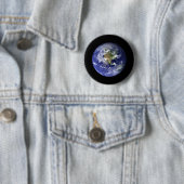 Badge Rond 5 Cm Pin de la terre (En situation)