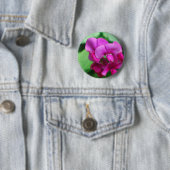 Badge Rond 5 Cm Pin de pois doux (En situation)
