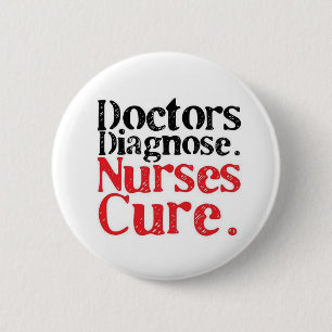 Badge Rond 5 Cm Pin des infirmiers traitent