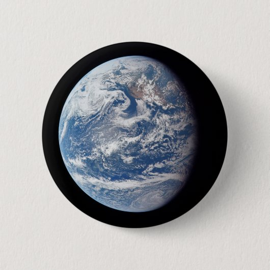 Badge Rond 5 Cm Planète Terre Prise Par L'Équipage Apollo 11. (Devant)