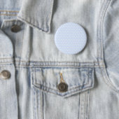 Badge Rond 5 Cm Points blancs sur bleu bébé (En situation)