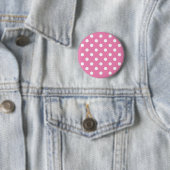 Badge Rond 5 Cm pois roses de bébé mignons customisés (En situation)