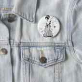 BADGE ROND 5 CM POUPÉE D'ACU (En situation)