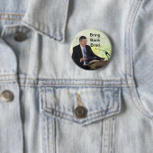 Badge Rond 5 Cm Rapportez à Brad le bouton ! (En situation)