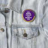 Badge Rond 5 Cm Restez Calme Purple Gold Bunco (En situation)