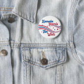 Badge Rond 5 Cm Retro Kamala Harris Tim Walz Élection bleue rouge (En situation)
