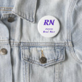 Badge Rond 5 Cm RN en violet (En situation)