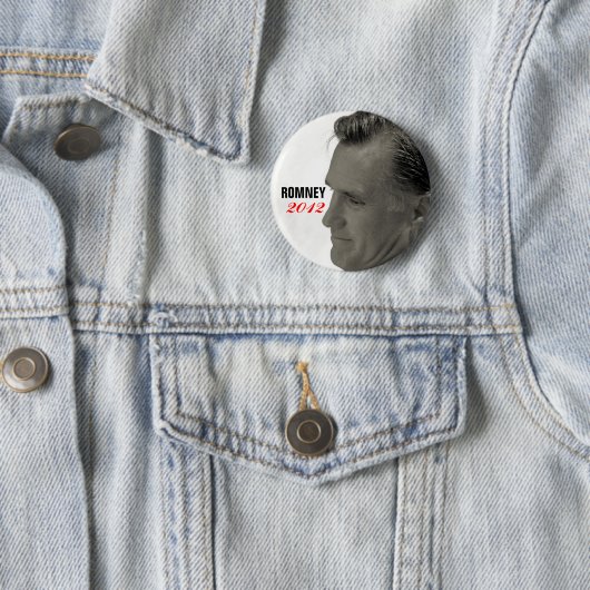 BADGE ROND 5 CM ROMNEY 2012 (En situation)