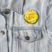 Badge Rond 5 Cm Rose jaune (En situation)