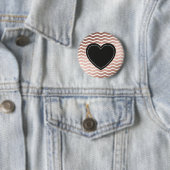 Badge Rond 5 Cm Rose or zigzag noir coeur chic fille pinback (En situation)