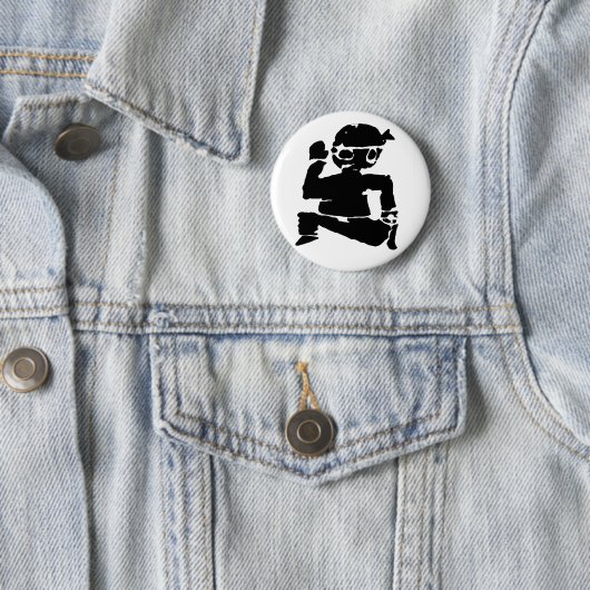 Badge Rond 5 Cm Running Ninja Button (En situation)