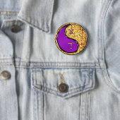 Badge Rond 5 Cm Sanglier de feu (En situation)