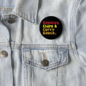 Badge Rond 5 Cm Saveloy, chips & Curry Sauce. (En situation)