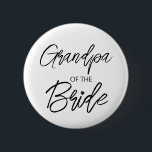 Badge Rond 5 Cm Script de pinceau moderne grand-père de la fête de<br><div class="desc">Design moderne et élégant imprimé Brush Script Heart Grandpa de La mariée Fête des mariées Party bouton qui peut être customisé avec votre texte. Cliquez sur le bouton "Customiser" et utilisez notre outil de conception pour modifier ce modèle. Découvrez le magasin Graphic Art Design pour d'autres produits qui correspondent à...</div>