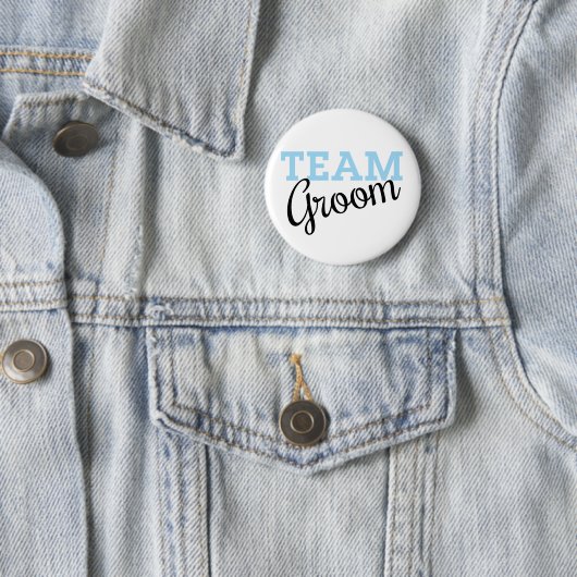 Badge Rond 5 Cm Script Team Groom (En situation)