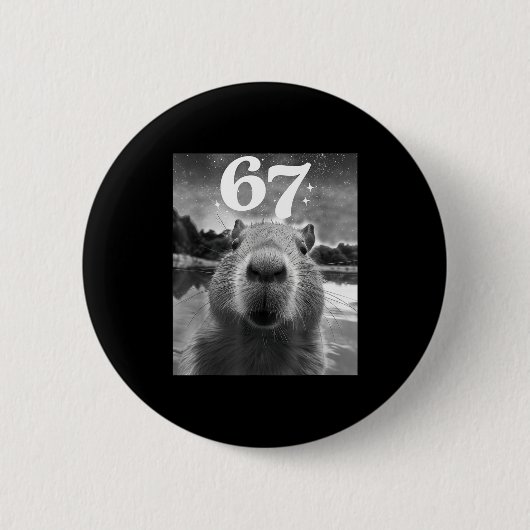 Badge Rond 5 Cm Selfie de capybara avec graphique de capy mème 67 (Devant)