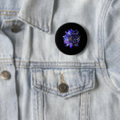Badge Rond 5 Cm Sensibilisation Aucune Histoire Ne Devrait Finir T (En situation)