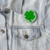 Badge Rond 5 Cm Shamrock (En situation)