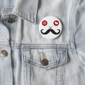 Badge Rond 5 Cm Silencieux Moustache mignon Visage Fête Noël (En situation)