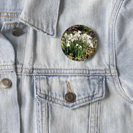 BADGE ROND 5 CM SNOWDROPS (En situation)