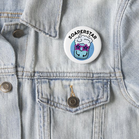 Badge Rond 5 Cm Soaperstar Funny Superstar Soap Pun (En situation)