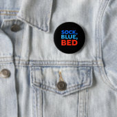 Badge Rond 5 Cm Sock Blue Bed Funny Meme (En situation)