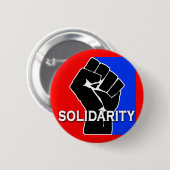 Badge Rond 5 Cm SOLIDARITÉ en rouge, blanc, le bleu et le noir (Devant & derrière)