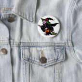Badge Rond 5 Cm Sorcière de Halloween (En situation)